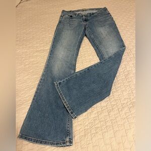 American Eagle Outfitters Denim stretch boot leg women's blue Jeans size 4